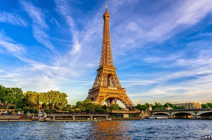 France: paris, romance & iconic landmarks