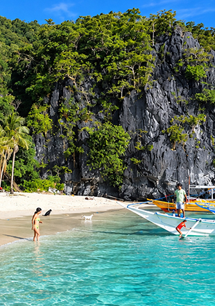 7 Commando Beach in El Nido