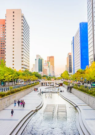 Cheonggyecheon Stream in Seoul, a must visit place in South Korea